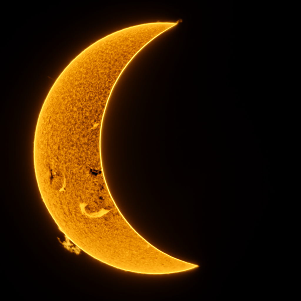 Partielle Sonnenfinsternis am 12. August 2026 über Tux, Sonne zu 68 % vom Mond bedeckt